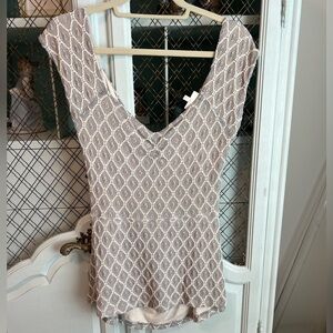 Deletta Textured Lace Top in Soft Gray